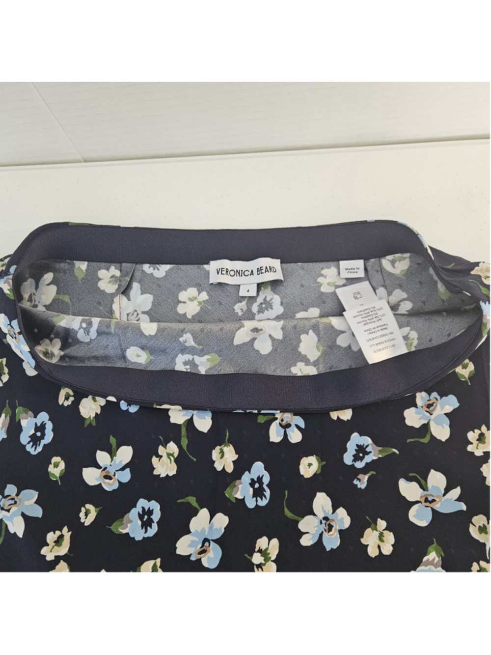 Veronica Beard Clover Floral Silk Blend Midi Skirt Size 4 Navy Luxury Silky - Picture 9 of 15